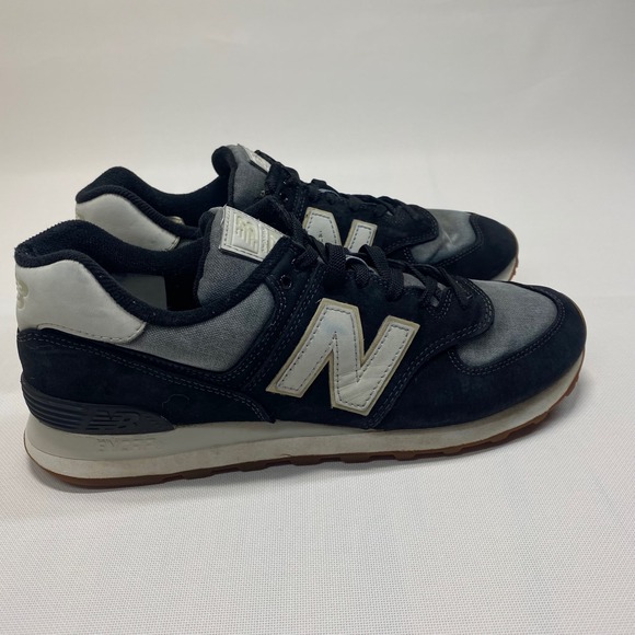 New Balance 574 Men's Size 10 D Black Gray White Gum Soles - Picture 2 of 8